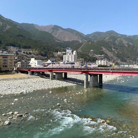 花緑里-Hanamidori-乙原の宿 岐阜下呂温泉郡上飛騨金山湖畔リゾート 구조 외부 사진