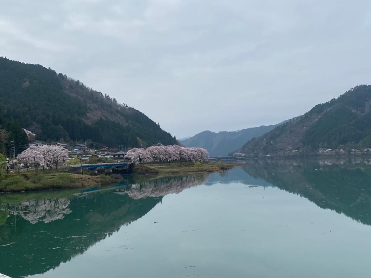 花緑里-Hanamidori-乙原の宿 岐阜下呂温泉郡上飛騨金山湖畔リゾート 구조 외부 사진